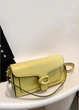 Женская сумка Coach 6938 кросс-боди желтая - изображение 3