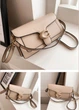 Женская сумка Coach 6938 кросс-боди бежевая - изображение 5