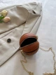 Жіноча кругла сумка маленька 10407 BASKETBALL м'яч на ланцюжку коричнева - зображення 3