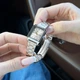 Женские часы Casio LTP-V007SG-9E золотистые 30 м - изображение 5