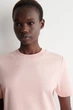 Жіноча бавовняна футболка COS Clean Cut T-Shirt Pink L (1325526007) - изображение 4