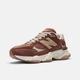 Коричневі кросівки New Balance 9060 41,5 (8) 26 см (U9060CCC) - зображення 2