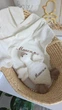 BABY BOX для новорожденного малыша с вышивкой имени: антиколиковая игрушка зайчик бежевый + плед машинная вязка кофейный - изображение 8