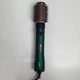 Фен-щітка для волосся з обертанням VGR 1000-1200 Вт, фен-стайлер брашинг для укладання і завивки локонів, обертовий керамічний стайлер-браш з 2 змінними насадками, 2 швидкостями і подачею холодного повітря Зелений V-498 - зображення 12