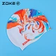 Детская плавательная шапочка ZOKE, силиконовая, водонепроницаемая, не сдавливает, обеспечивает комфортную защиту ушей и волос, подходит как для мальчиков, так и для девочек, артикул 625503274. - изображение 5