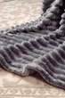 Плед шарпей Home Textiles Grey 200х230 см покривало з мікрофібри на ліжко диван сіре - зображення 3