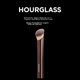 Кисть HOURGLASS для тонального крема скошенная синтетическая - изображение 7