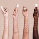 Пробник тонального крем Lancome Teint Idole Ultra Wear Care&Glow - зображення 3