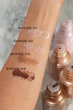 Зволожуючий хайлайтер-молочко для обличчя і тіла Rhode Highlight Milk Multipurpose Luminizer (01 Pearly Pink) 65 ml - зображення 5