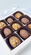 Крафтові цукерки з молочного шоколаду з волоським горіхом - у вигляді горіха 9 шт Berry Bar - зображення 3