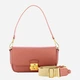 Torebka crossbody damska skórzana Coccinelle E1U4K120201-P55 Różowa (800070363500) - obraz 4