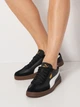 Жіночі кеди шкіряні низькі Puma Club II Era 39744702 37 (4UK) 23 см Puma Black-Puma White-Puma Gold (4067979528955) - зображення 2
