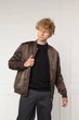 Куртка коротка бомбер для чоловіків YUKI коричневий 50 ЦБ-00297594 - изображение 1