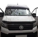 Козырек на лобовое стекло (черный глянец, 5 мм) для Volkswagen Crafter 2017-2024 гг - изображение 1