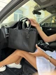 Сумка жіноча Armani Exchange шопер тоут крос-боді через плече чорна з фактурним тисненням - изображение 7