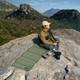 Килимок туристичний складаний одномісний IXPE Naturehike CNK2650WS010 з алюмінієвою плівкою, 200x60x2.3 см, зелений - изображение 5
