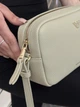 Сумка-клатч жіноча Emporio Armani крос-боді через плече бежево-кремова (EW005585 AF28524) - изображение 4