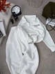 Жіночий oversize костюм / Білий 42-48 / BASED 0227660 - зображення 6