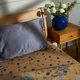 Простирадло на резинці MBM HOME "Теплий ліс" 90x200 см сатин (BL-FS-66 WARM SAND/PRINT) - зображення 3
