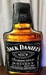 Подушка игрушка антистресс в форме бутылки Jack Daniels 75 см - изображение 1