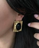 Сережки акцентные большие черные камни jeweston золотого цвета - изображение 6