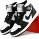 Кроссовки зимние женские и мужские Ni Air Jord 1 Black/White с мехом / Най Джорд Ретро черно белые на меху 37 - изображение 1