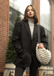 Жіноча сумка Sambag HOBO Bag-glove з внутрішніми кишенями та утепленими боковими кишенями з тканини молочна - зображення 6