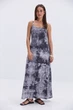 Длинное летнее платье на тонких бретелях графитовое с эффектом tie-dye Arjen 22077, размер S - изображение 4