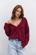 Женский вязаный кардиган oversize бордовый из пушистой пряжи Arjen 102285, размер универсальный, код цвета 111796 - изображение 9