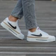 Кросівки Nike Court Legacy Lift White Black 36 - изображение 4