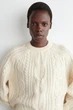 Джемпер жіночий COS cable-knit wool-cashmere jumper 1304888001 M Кремовий - изображение 5
