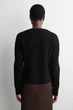 Джемпер жіночий COS merino wool crew-neck jumper 1302149002 М Чорний - изображение 5