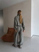Спортивный костюм женский из плащевки креш с укороченной курткой на молнии и капюшоном, свободными брюками на резинке в стиле sport-chic и gorpcore G&M k-132194 42-46 Размер цвет хаки - изображение 4