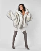 Шуба з еко хутра жіноча X-Woyz LS-8958-36 57176 ONE SIZE молочний - зображення 3