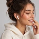 Беспроводные наушники-вкладыши HOCO EW02 Plus TWS Bluetooth 5.1 с микрофоном, сенсорным управлением и зарядным кейсом Белые - изображение 3