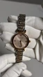 Женские часы Emporio Armani Gianni T-Bar AR11223 с кристаллами (Розовое золото / Розовый циферблат) - изображение 11