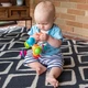 Прорезыватель Fat Brain Toys Сенсорные шары разноцветные 15х13х17 см 0 23 кг - изображение 5