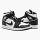 Кроссовки женские Jordan 1 Mid Se 39 Черно-белый DR0501-101 - изображение 1