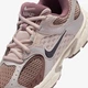 Кроссовки детские Nike V5 Rnr 37.5 Коричневий HQ6411-201 - изображение 7
