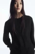 Джемпер жіночий COS boiled merino wool jumper 1131844006 XS Чорний - изображение 3