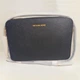 Сумка Женская Michael Kors Jet Set Large East West Black/Gold Leather Crossbody Bag Чёрная - изображение 7
