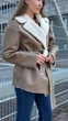 Дубленка женская зимняя двусторонняя UF-Fashion Д-370 44 темно-бежевый - изображение 4