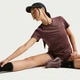Футболка женская Nike Swift Dri-Fit XS Фиолетовый HM9698-502 - изображение 1