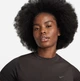 Футболка жіноча Nike W Rn Dvn Dri-Fitadv Eng Ss Tp M Коричневий FN2581-227 - зображення 3