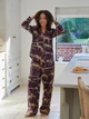 Піжама жіноча Cyberjammies Wild Slumber 5628-5629 з бавовни та модалу широкі штани family look 18/2XL Фіолетовий з принтом леопардів (5051877688971) - зображення 6