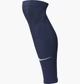 Футбольні гетри чоловічі Nike U Nk Strike Slv S/M Синій DH6621-410 - зображення 1