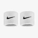 Напульсники Nike Swoosh Classic Wristbands 2Pk White/Black Osfm ONE SIZE Білий N.101.2405.101.OS - изображение 1