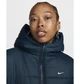 Куртка женская Nike W Nsw Tf Snfl Nk Clsc Prka M Темно-зелений FZ5903-478 - изображение 4