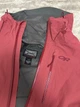 Мембранна жіноча куртка вітровка водонепроникна Outdoor Research Aspire GORE-TEX з капюшоном трекінгова гор текс малиновий розмір M - изображение 8