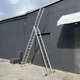 Драбина трисекційна професійна Техпром Ultra 3х16 сходинок (11.7 м) алюмінієва посилена - зображення 1